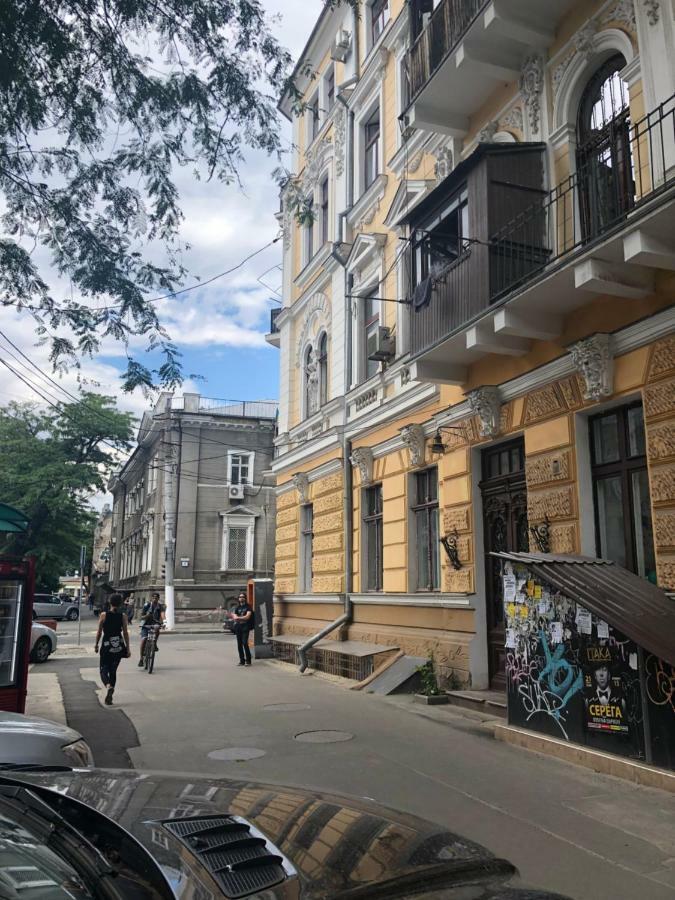 Трёхуровневая Квартира У Моря Odessa Ngoại thất bức ảnh
